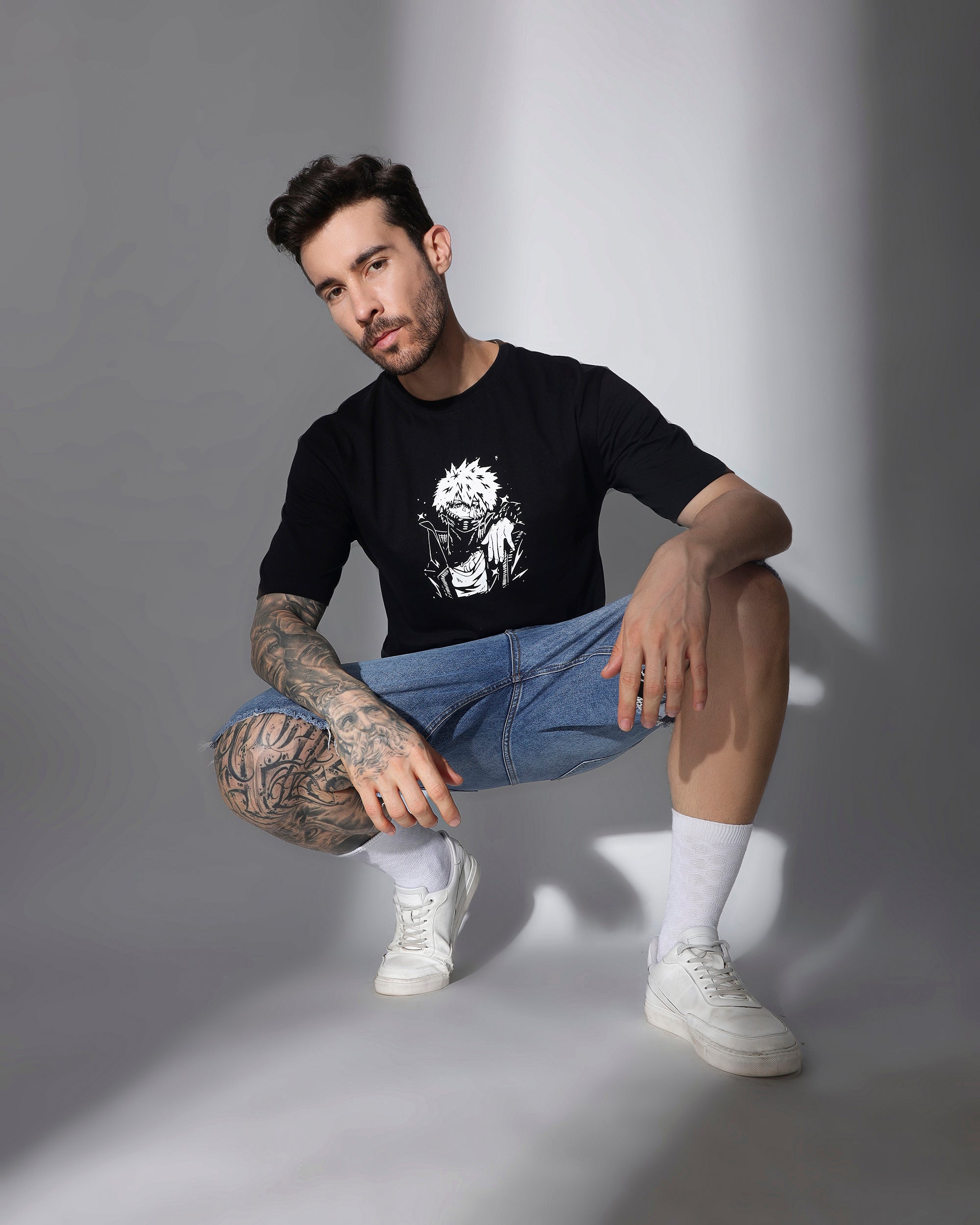 Oversized Black Anime Graphic T-Shirt – Unisex Streetwear